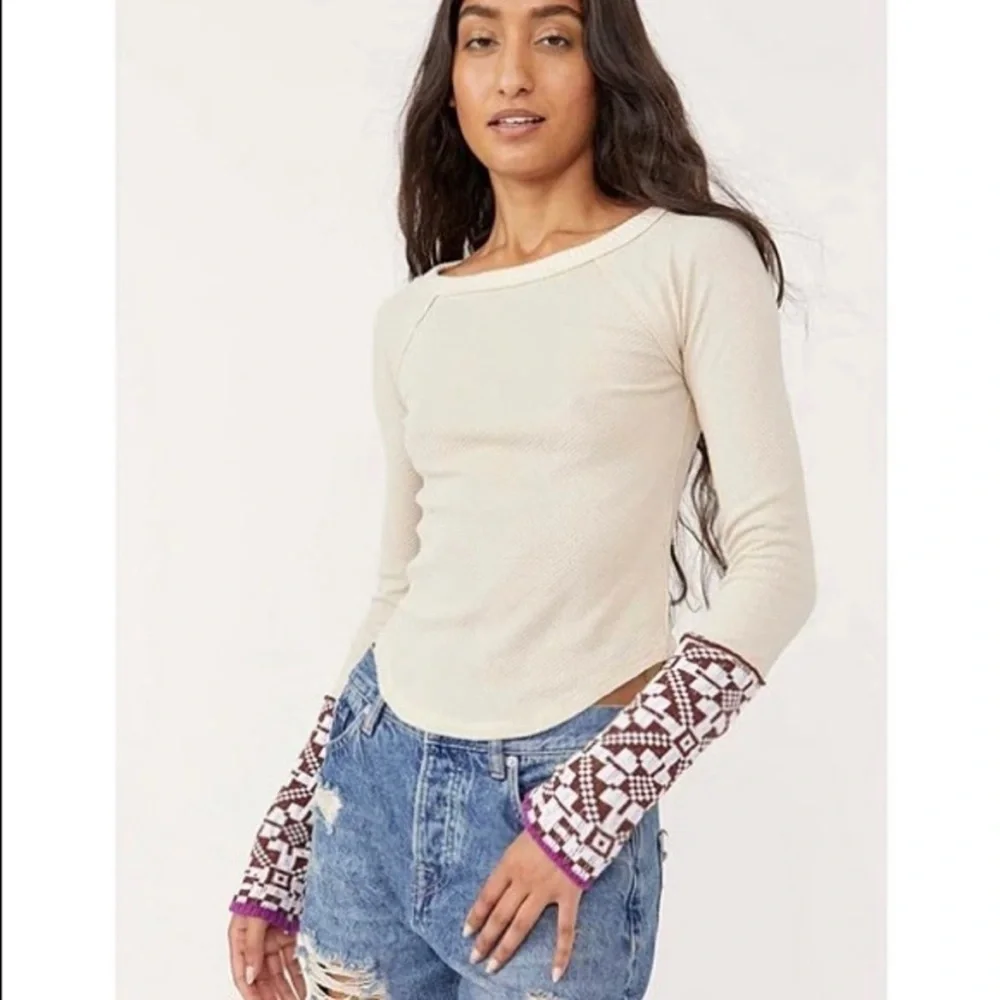 Free People She's Reversible Cuff CrewNeck Thermal Knit Top Oat Women's Sz XS.
